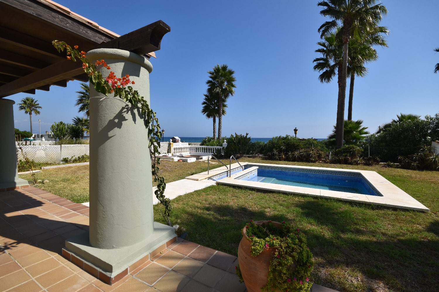 Fabuleux appartement en rez-de-jardin en première ligne de plage à Marina de La Duquesa - Manilva - Malaga
