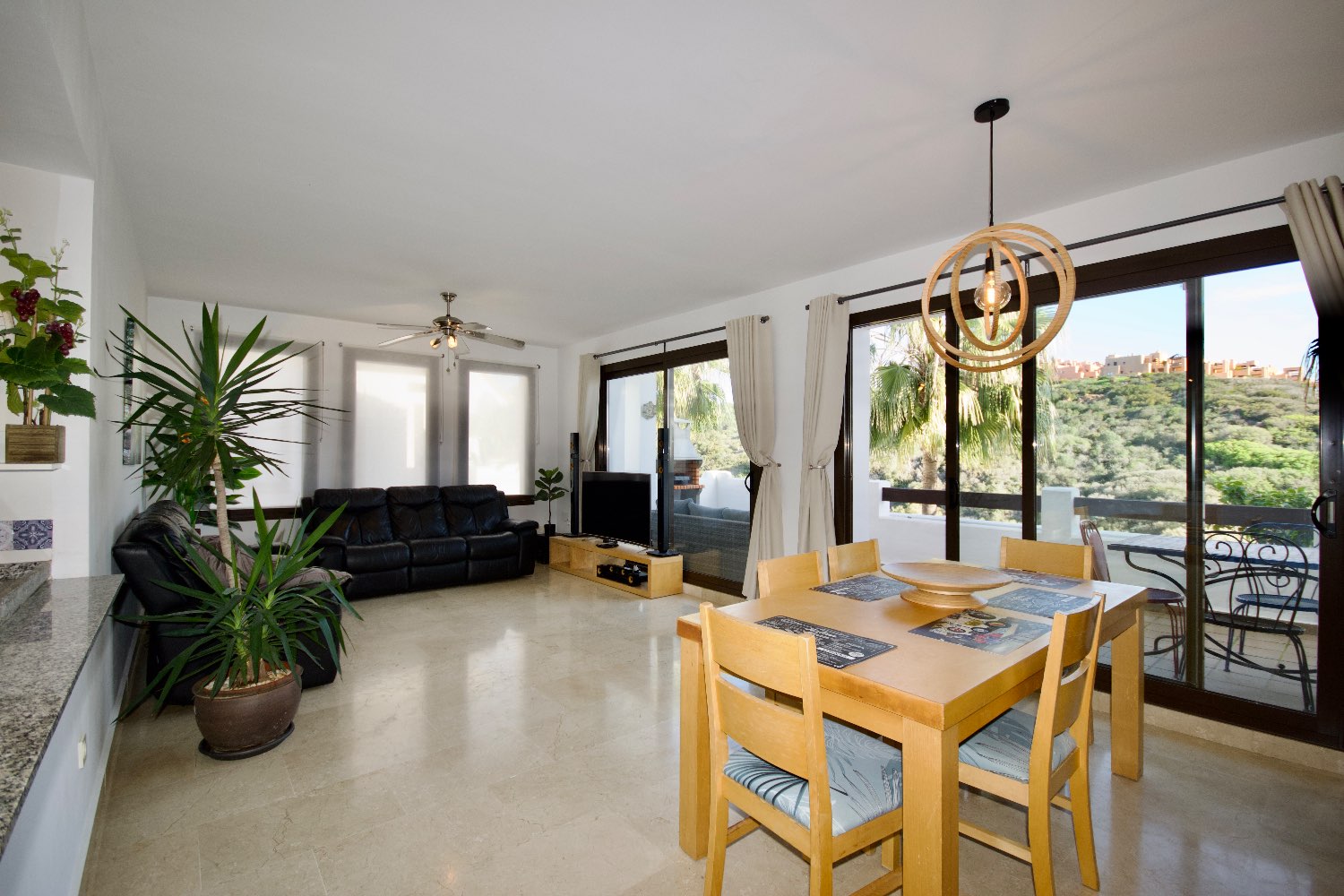Große Wohnung im Dorf Duquesa - Manilva - Malaga - Costa del Sol