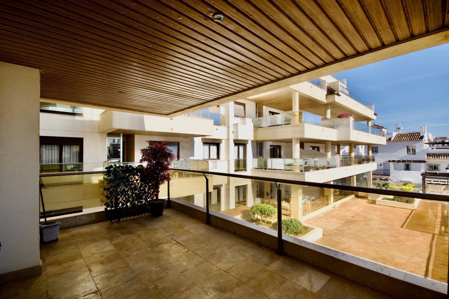 Исключительная квартира в Марина дель Кастильо - Пуэрто де ла Дукеса - Манильва - Малага