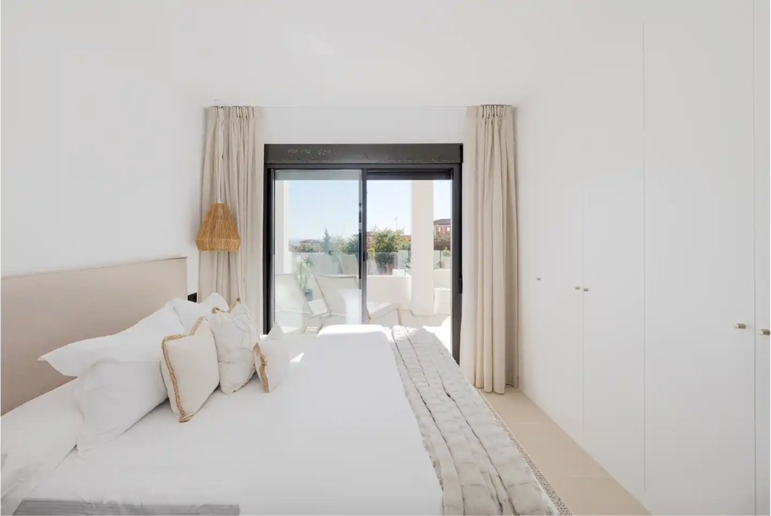 Apartment for Sale in Casares Golf - Costa del Sol