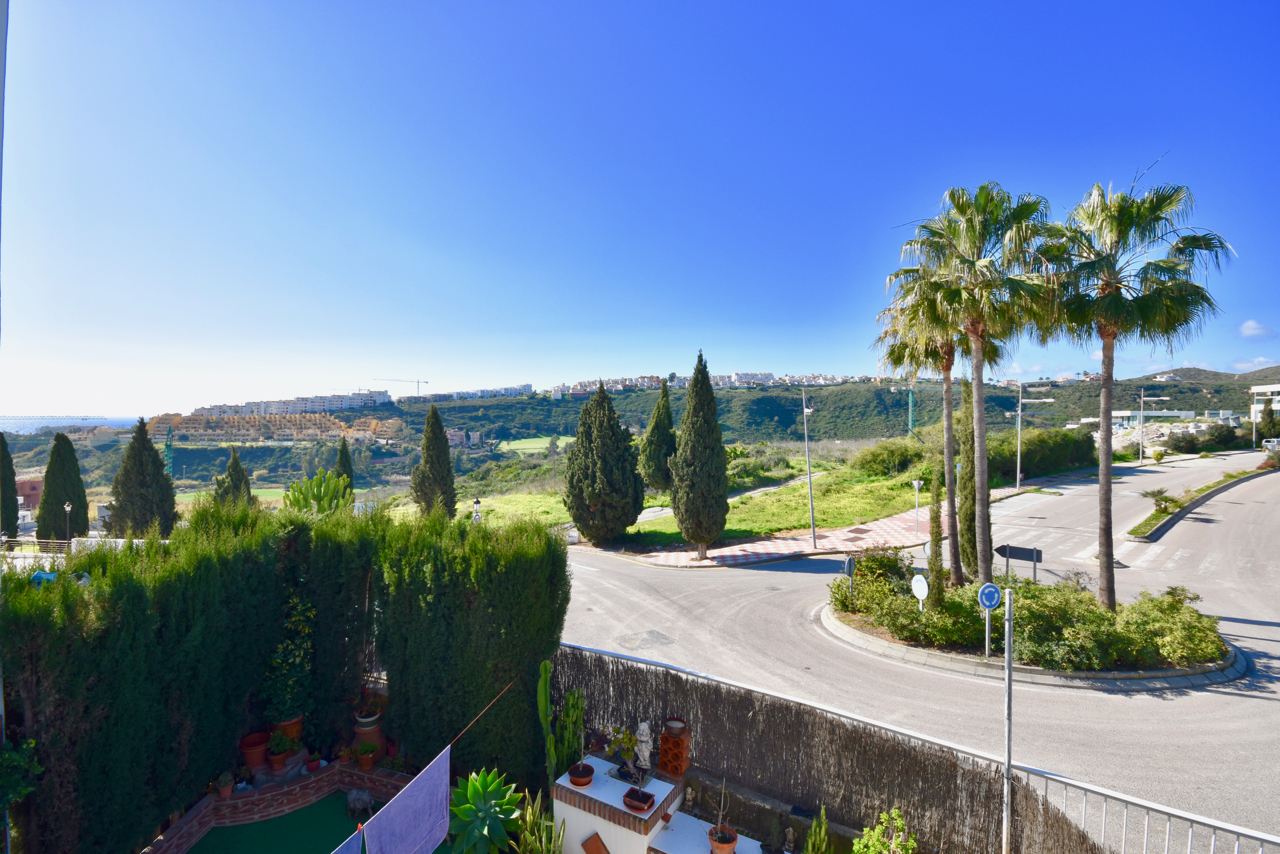Spacious 3 bedroom apartment in Los Hidalgos