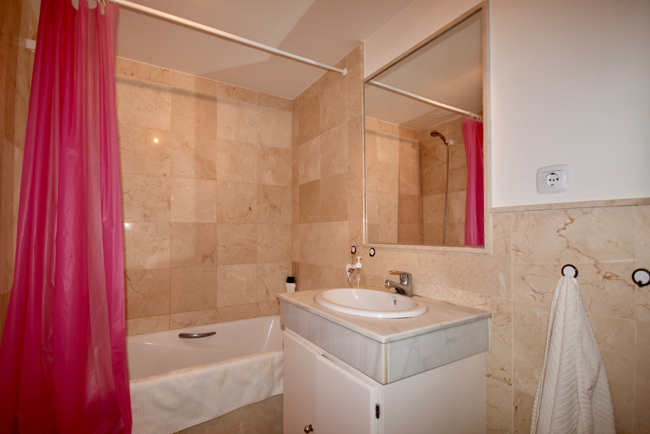 Spacious 3 bedroom apartment in Los Hidalgos
