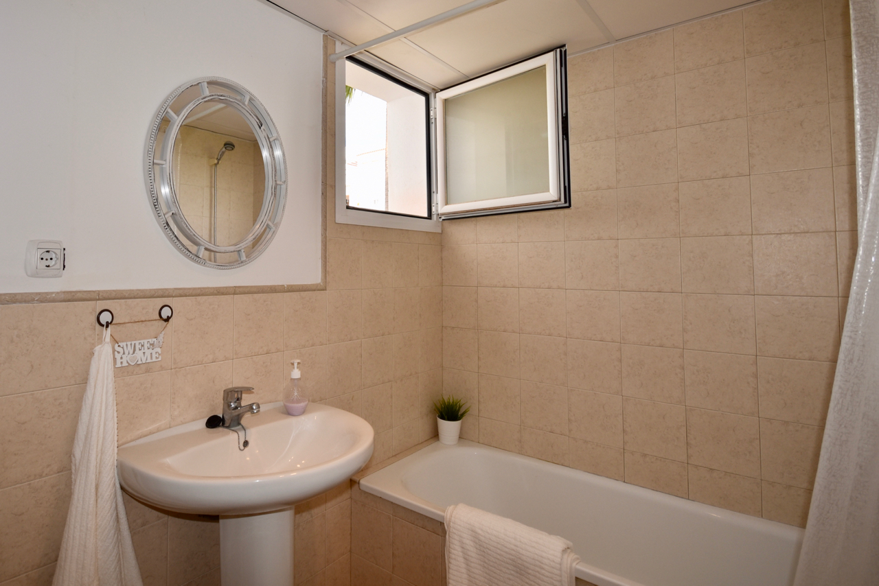 Spacious 3 bedroom apartment in Los Hidalgos