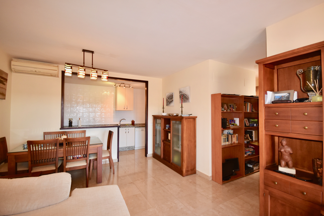 Bonito apartamento de 2 habitaciones con vistas panorámicas en La Duquesa