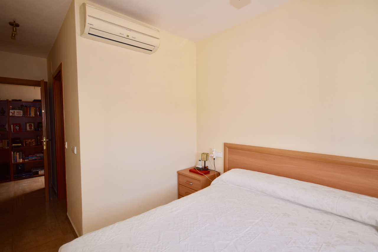 Bonito apartamento de 2 habitaciones con vistas panorámicas en La Duquesa