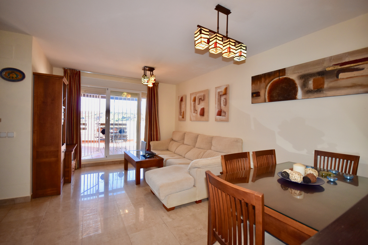 Bonito apartamento de 2 habitaciones con vistas panorámicas en La Duquesa