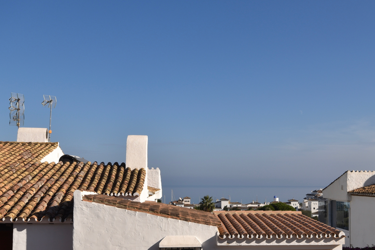 Elegante apartamento en planta baja recientemente reformado cerca de la Marina de la Duquesa