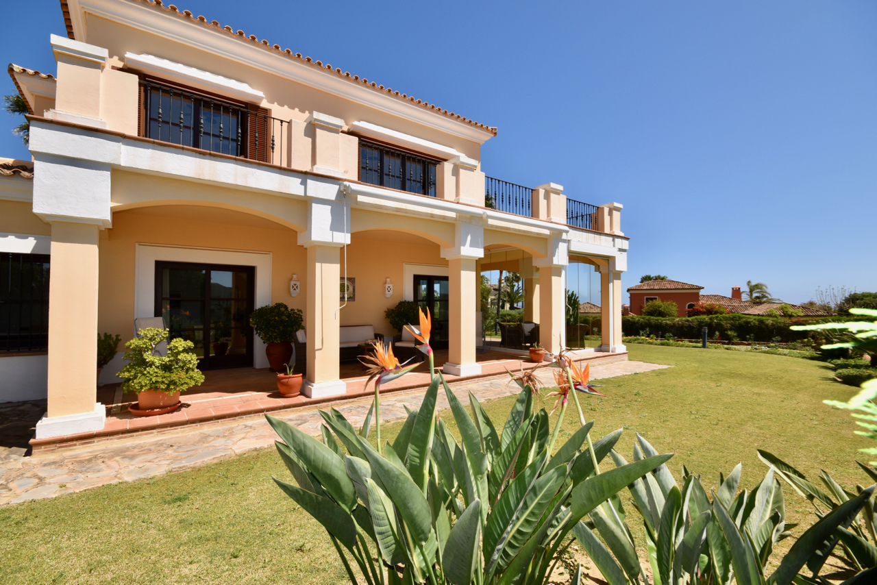 Villa myynnissä La Duquesa (Manilva)