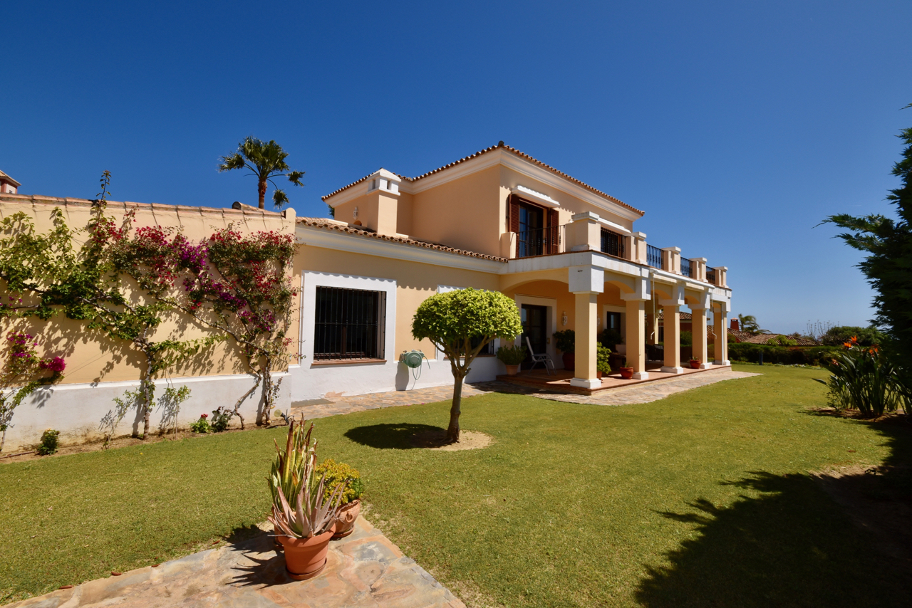 Villa myynnissä La Duquesa (Manilva)
