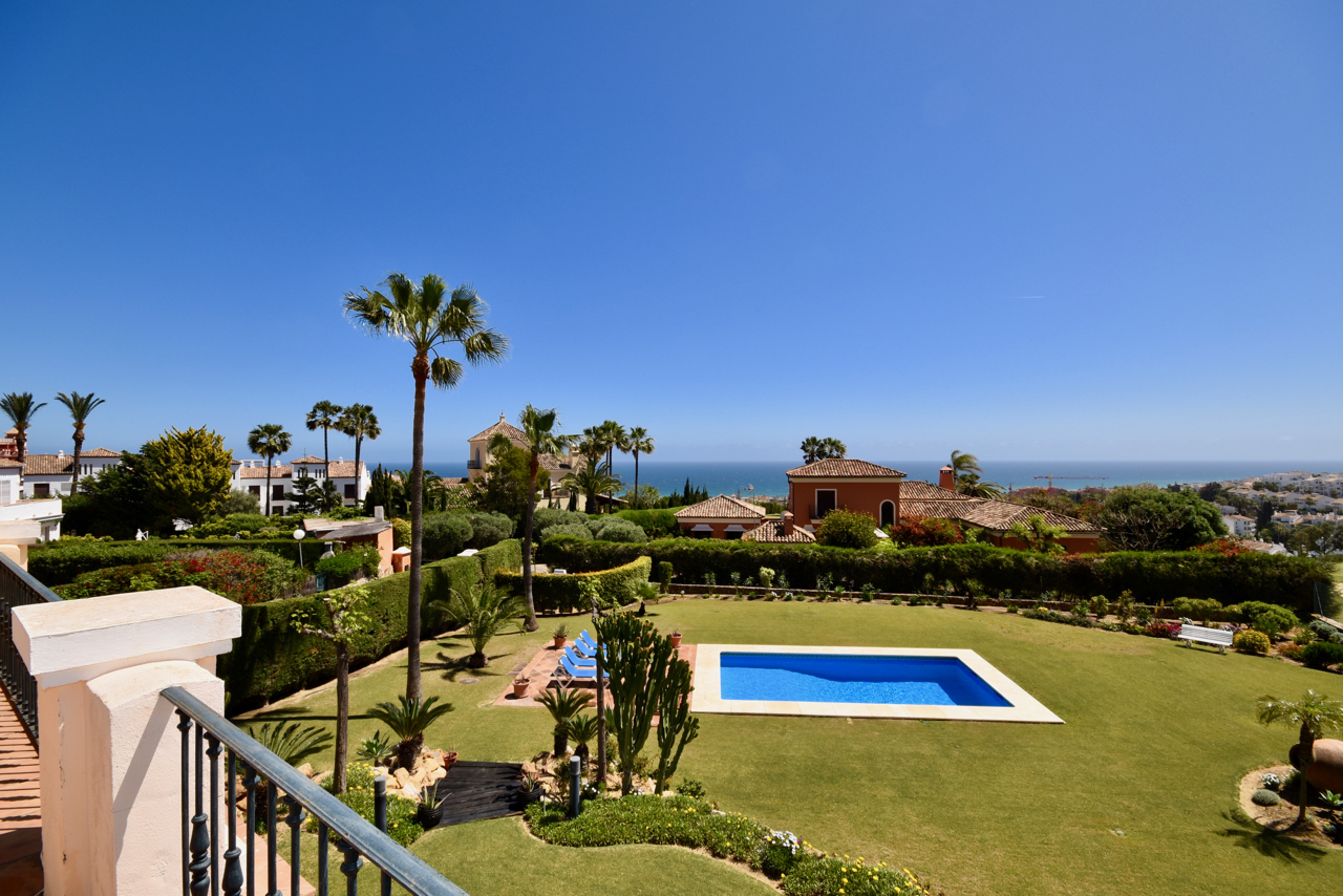 Villa myynnissä La Duquesa (Manilva)