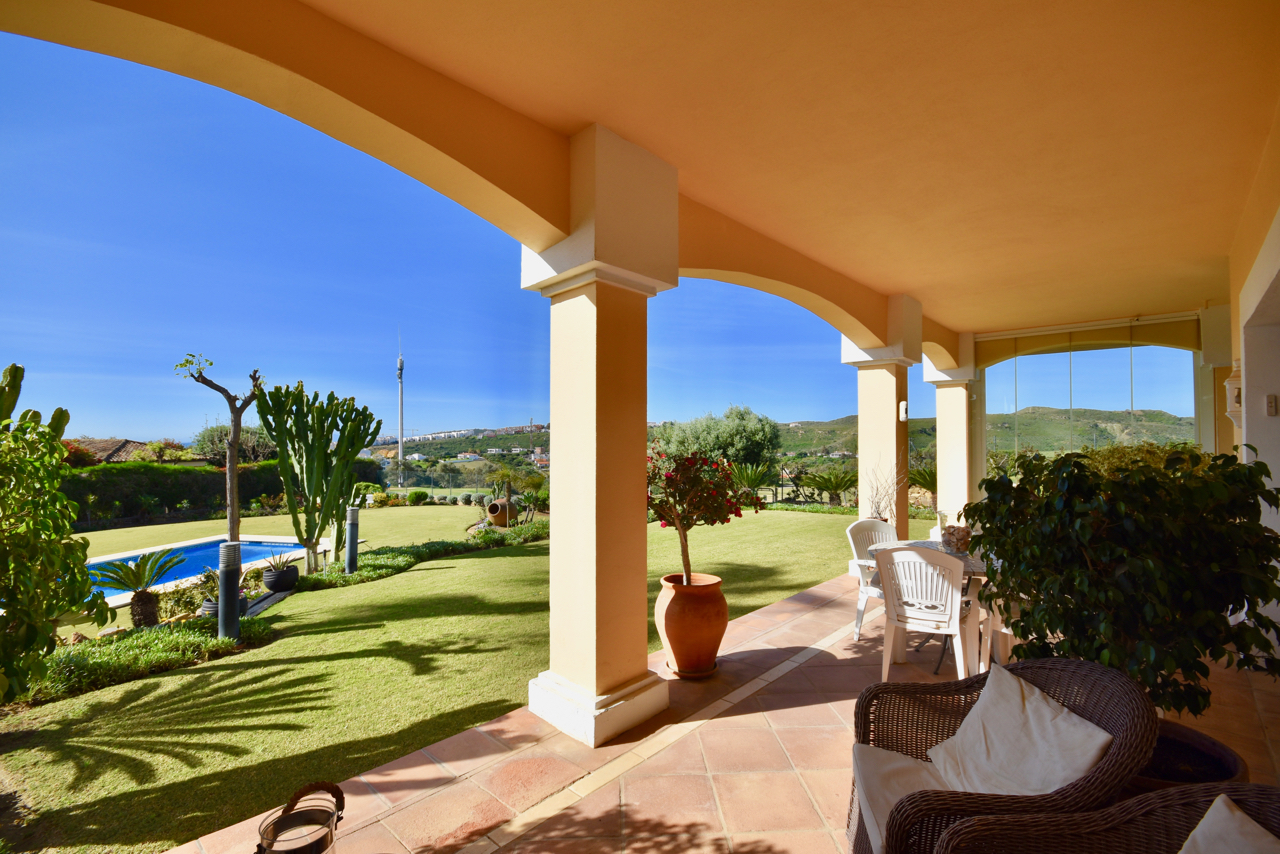 Villa myynnissä La Duquesa (Manilva)