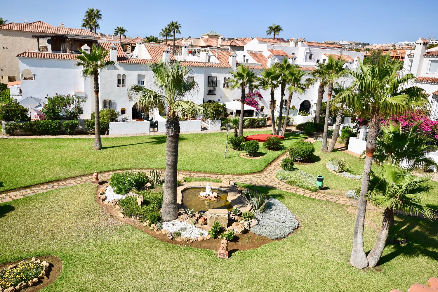 Eckstadthaus direkt am Strand, Casares Costa