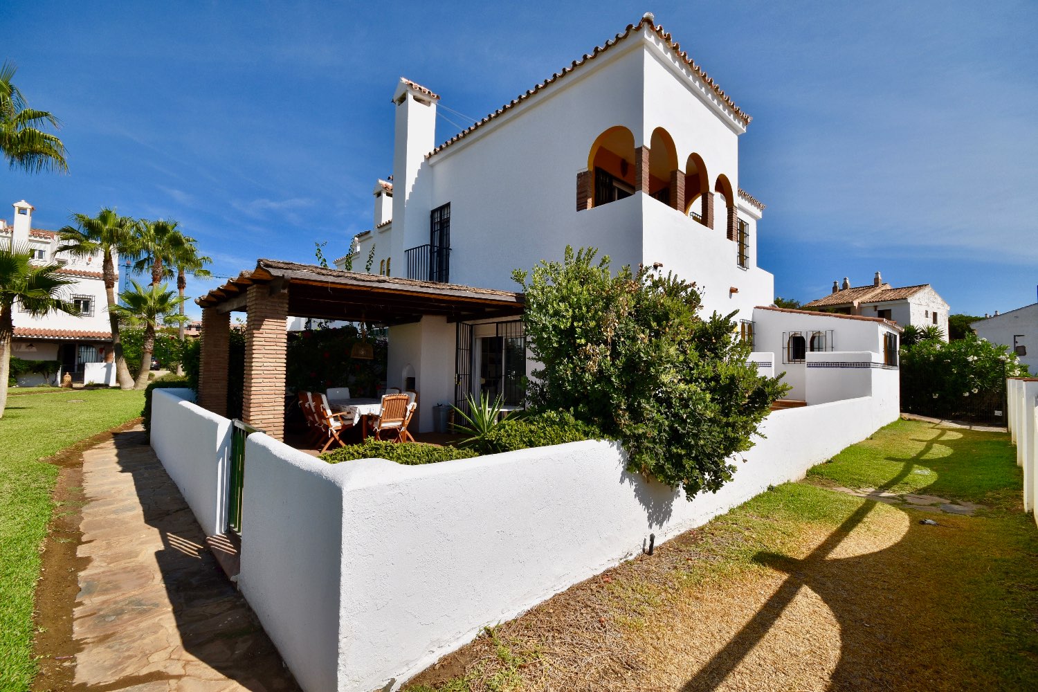 Eckstadthaus direkt am Strand, Casares Costa