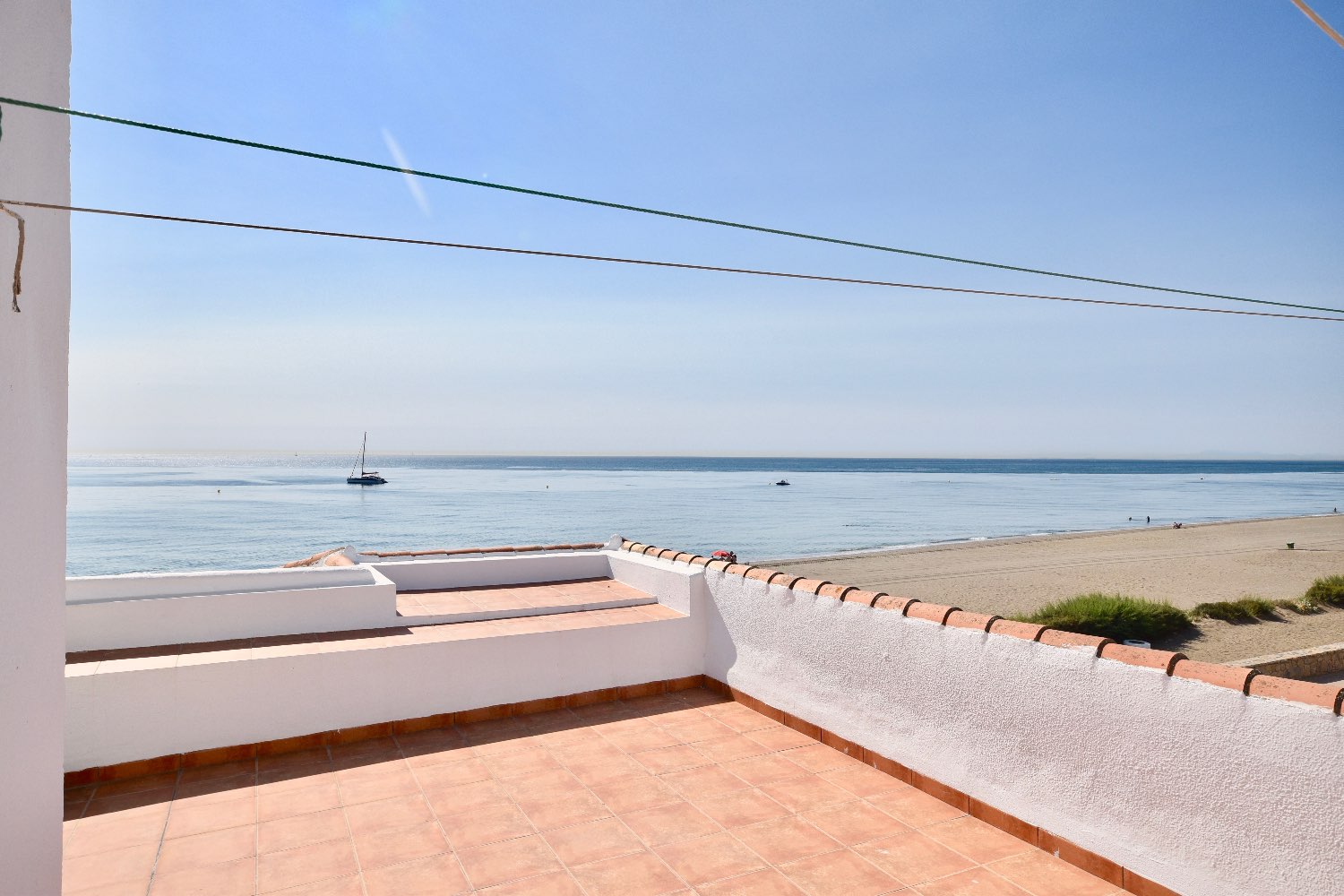 Corner townhouse on the beachfront, Casares Costa