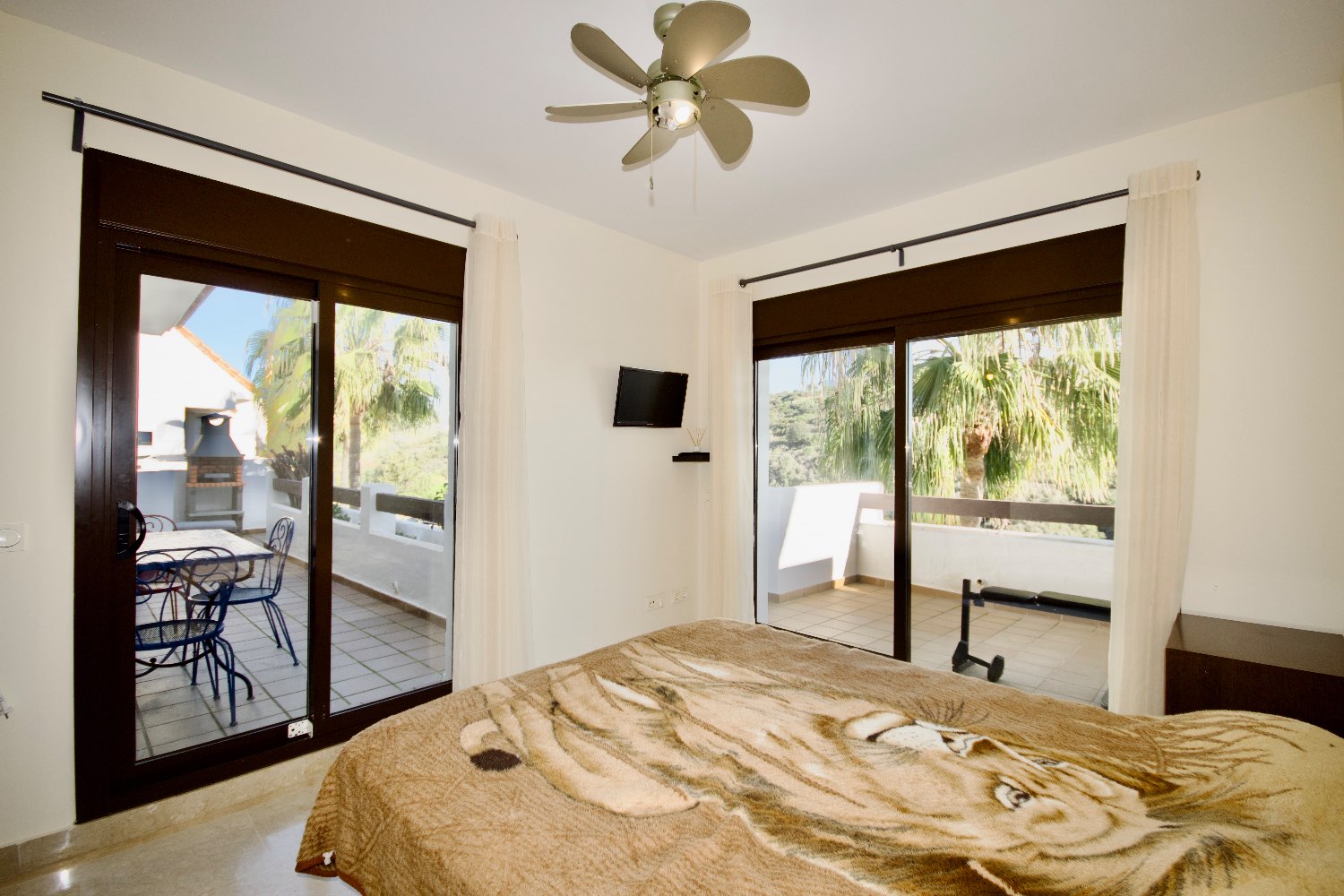 Grand appartement dans le village de Duquesa - Manilva - Malaga - Costa del Sol