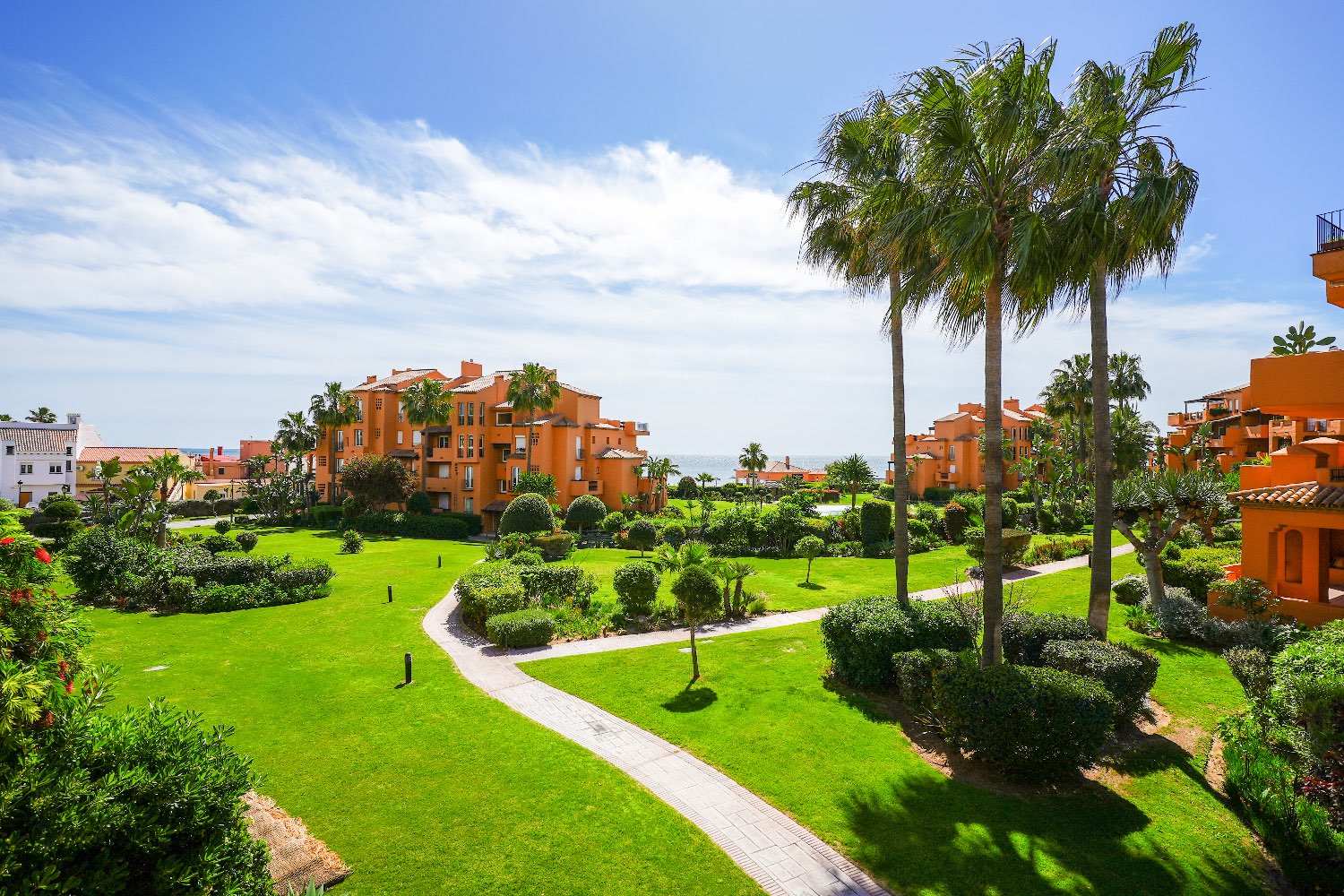 Fabelhafte Eckwohnung in Los Granados de la Duquesa – Manilva – Malaga – Costa del Sol