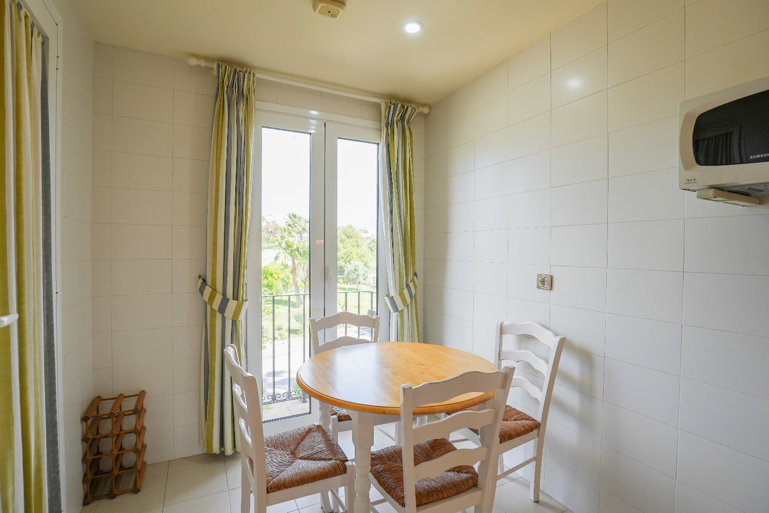 Fabuloso apartamento de esquina en Los Granados de la Duquesa - Manilva - Málaga - Costa del Sol