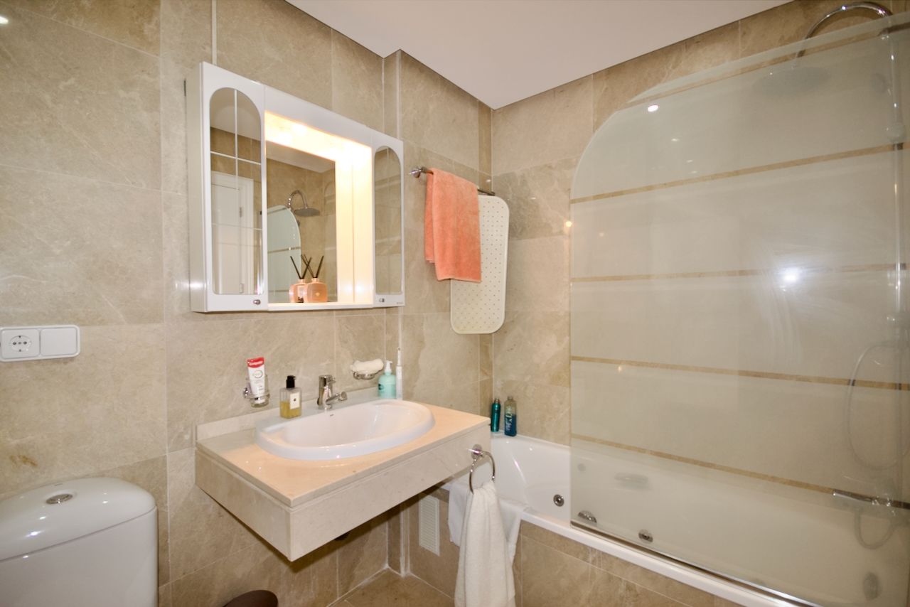 Apartement for sale in Duquesa Suites - La Duquesa Golf - Manilva - Málaga