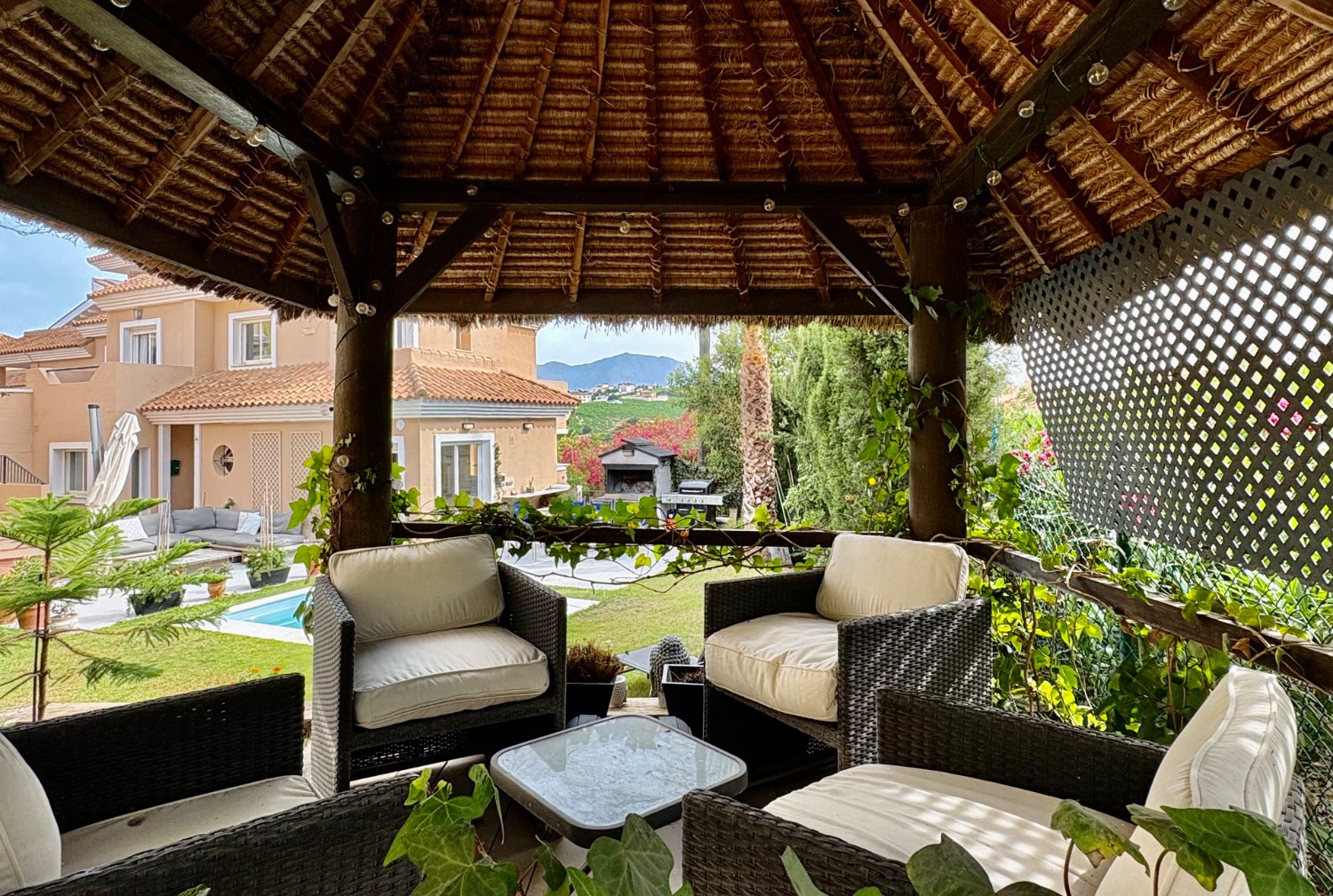 MANILVA-MALAGA  - Casa con jardín y piscina privada