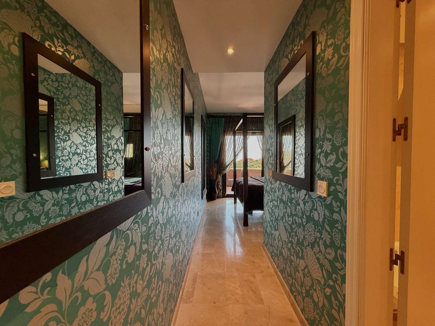 LA DUQUESA – Double apartment with panoramic views