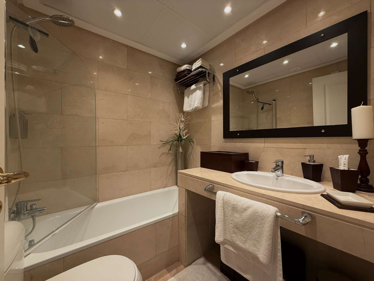 LA DUQUESA – Double apartment with panoramic views