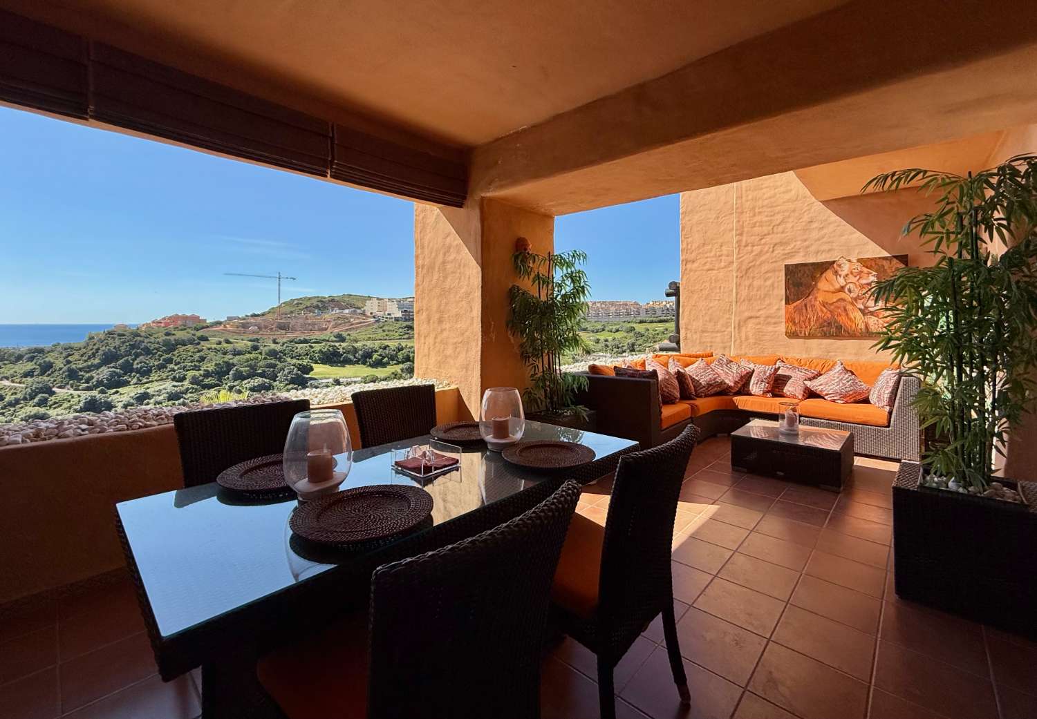 LA DUQUESA – Double apartment with panoramic views