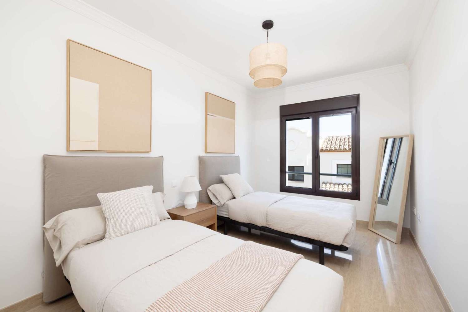 ESTEPONA - Exclusive Golf Front Townhouse