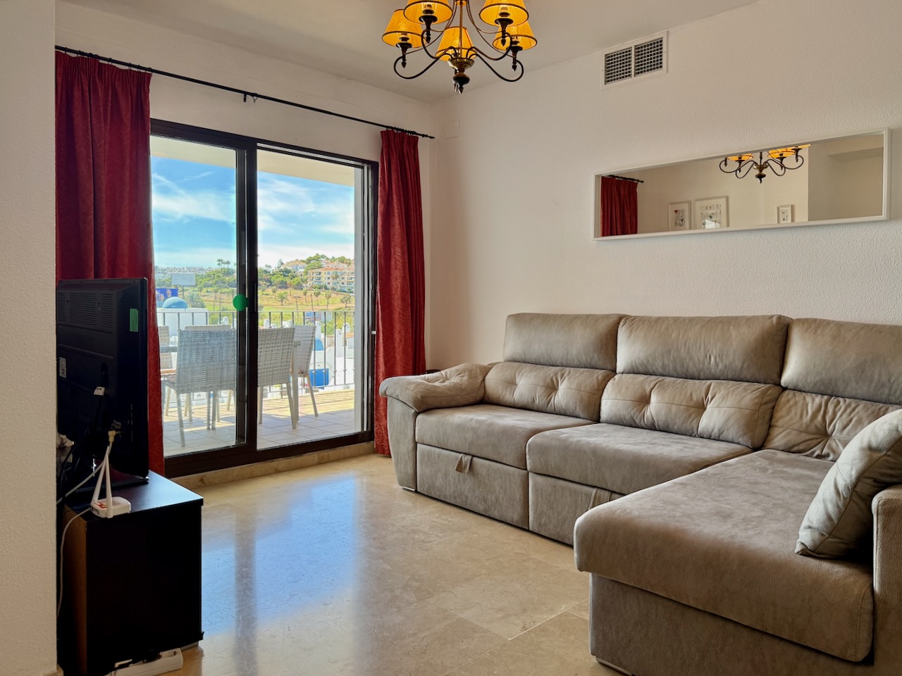 Квартира на продаж в Puerto de la Duquesa (Manilva)