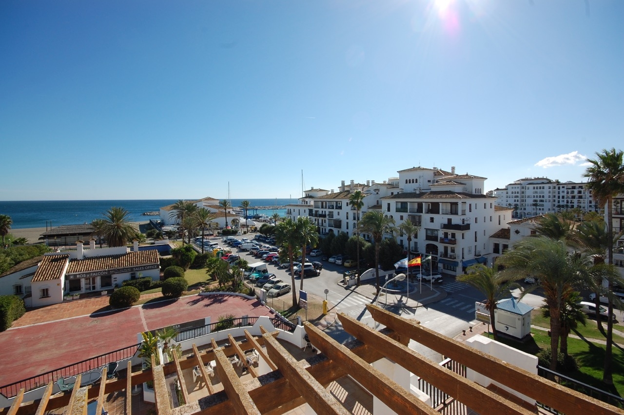 Penthouse for sale in Mikonos Puerto Duquesa  Manilva