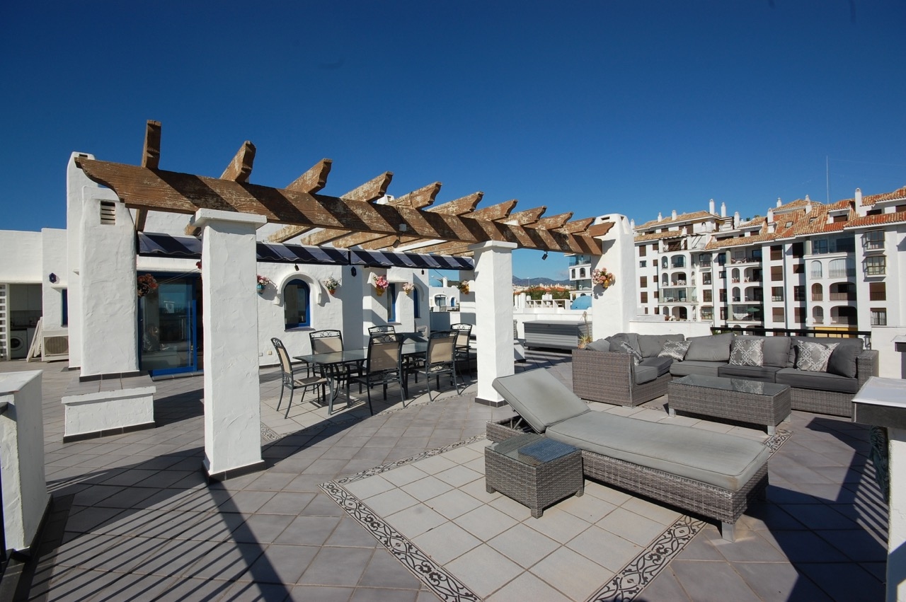 Penthouse for sale in Mikonos Puerto Duquesa  Manilva