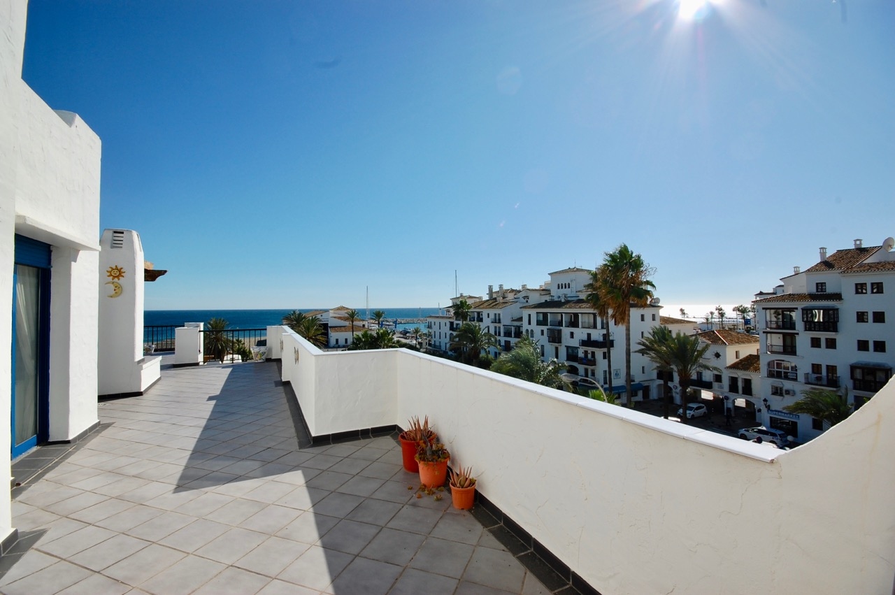 Penthouse for sale in Mikonos Puerto Duquesa  Manilva