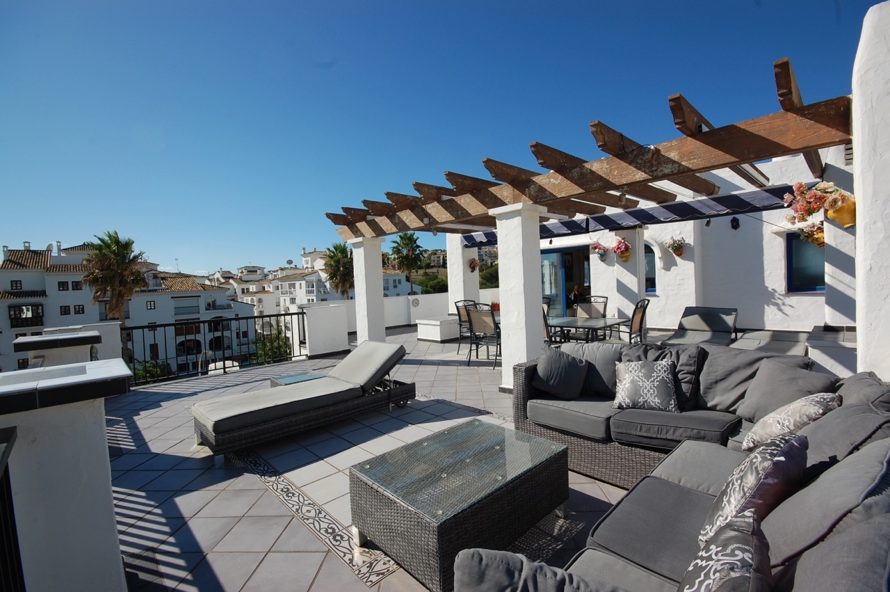 Penthouse for sale in Mikonos Puerto Duquesa  Manilva