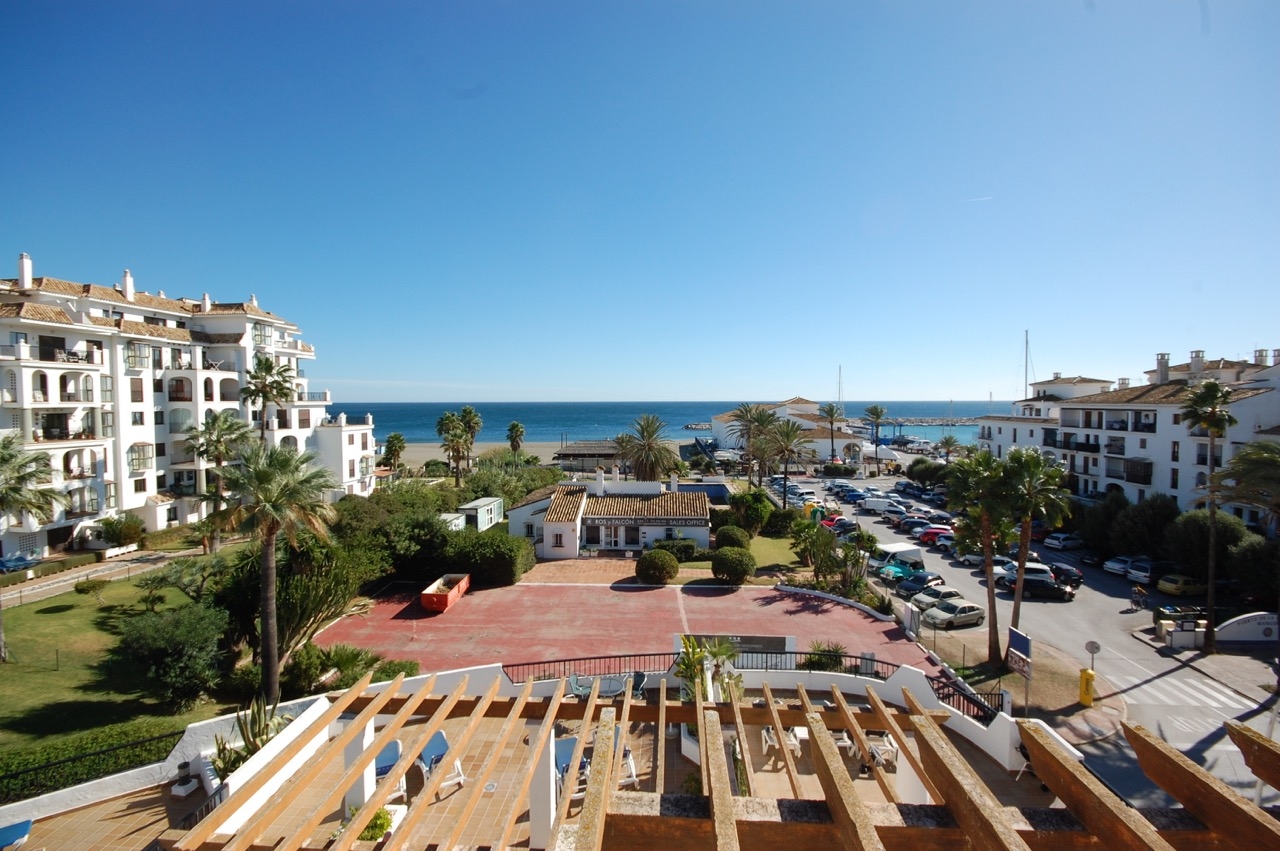 Penthouse for sale in Mikonos Puerto Duquesa  Manilva