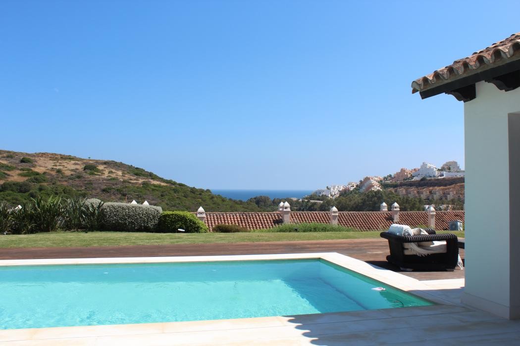 Fantastic contemporary style Villa in Casares